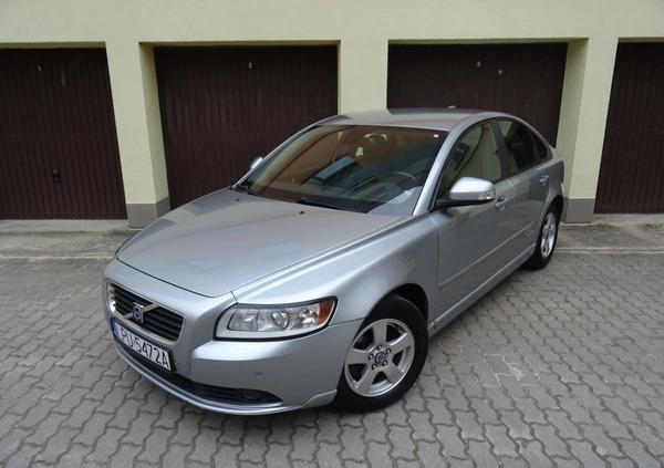 Volvo S40 cena 19900 przebieg: 250000, rok produkcji 2009 z Puławy małe 326